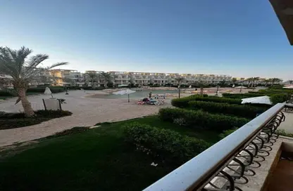 Chalet - 1 Bedroom - 1 Bathroom for sale in La Luna - Al Ain Al Sokhna - Suez