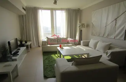 Apartment - 2 Bedrooms - 1 Bathroom for rent in El Gezirah St. - Zamalek - Cairo