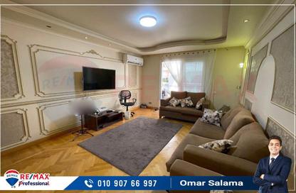 Apartment - 3 Bedrooms - 3 Bathrooms for rent in Kamal Eldin Salah St. - Smouha - Hay Sharq - Alexandria