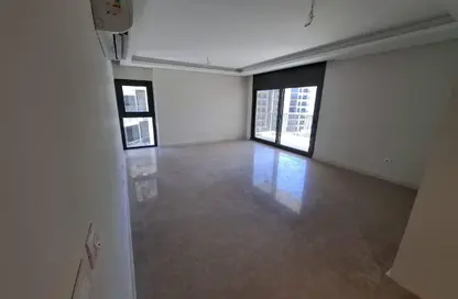 Apartment - 2 Bedrooms - 2 Bathrooms for rent in Park Side Residence - Zed Towers - Sheikh Zayed Compounds - Sheikh Zayed City - Giza