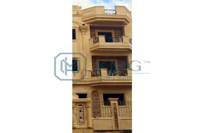 Apartment - 4 Bedrooms - 3 Bathrooms for sale in Tamr Hena - 5th Settlement Compounds - The 5th Settlement - New Cairo City - Cairo