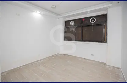 Office Space - Studio - 2 Bathrooms for sale in Abd Al Khalek Tharwat St. - Laurent - Hay Sharq - Alexandria