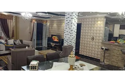 Apartment - 3 Bedrooms - 2 Bathrooms for sale in Doctor Kamal Hamdi St. - 4th District - 6 October City - Giza