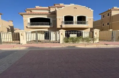 Villa - 5 Bedrooms - 5 Bathrooms for sale in Al Patio Prime - El Patio - El Shorouk Compounds - Shorouk City - Cairo