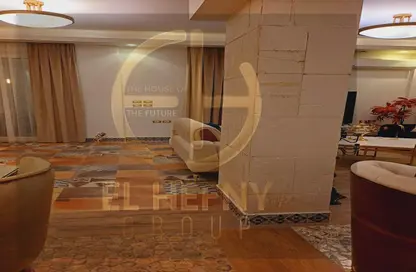 Apartment - 4 Bedrooms - 4 Bathrooms for sale in Al Narges 3 - Al Narges - New Cairo City - Cairo