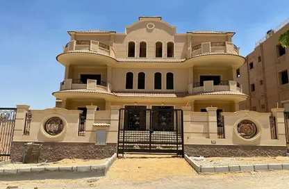 Villa - 6 Bedrooms - 4 Bathrooms for sale in Lavida Al Bustan - 26th of July Corridor - 6 October City - Giza