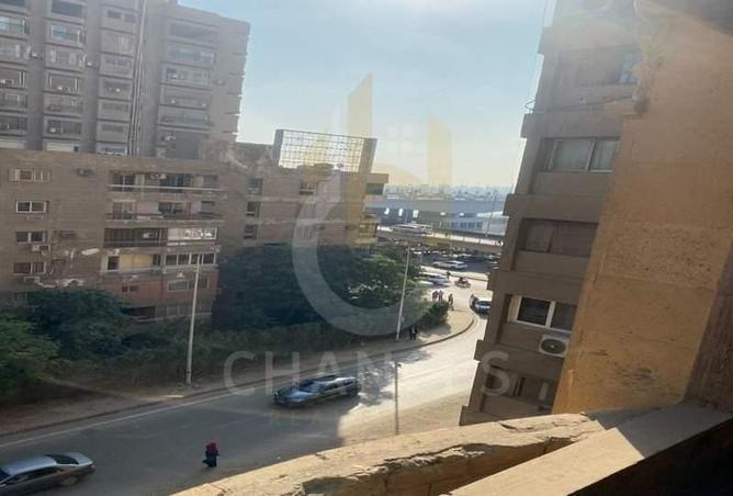 Apartment - 3 Bedrooms - 2 Bathrooms for sale in Cornish El Nile St. - Maadi - Hay El Maadi - Cairo