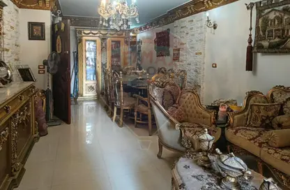 Apartment - 2 Bedrooms - 1 Bathroom for sale in Al Nasr St. - Smouha - Hay Sharq - Alexandria