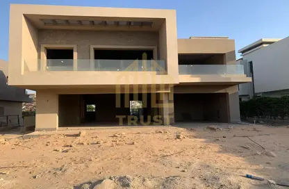 Villa - 4 Bedrooms - 5 Bathrooms for sale in New Giza - Cairo Alexandria Desert Road - 6 October City - Giza