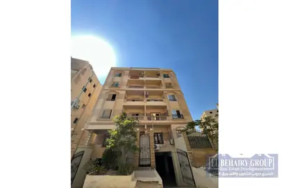 Apartment - 2 Bedrooms - 1 Bathroom for sale in North Lotus - El Lotus - New Cairo City - Cairo