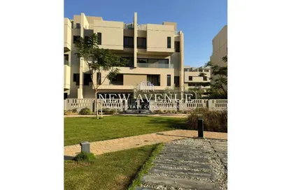 Villa - 4 Bedrooms - 4 Bathrooms for sale in Al Burouj Compound - El Shorouk Compounds - Shorouk City - Cairo