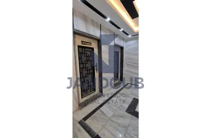 Apartment - 3 Bedrooms - 2 Bathrooms for sale in Gesr Al Suez St. - El Salam Sharkeya - El Herafeen - Al Salam City - Cairo