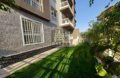 Apartment - 2 Bedrooms - 2 Bathrooms for sale in Madinaty - Cairo