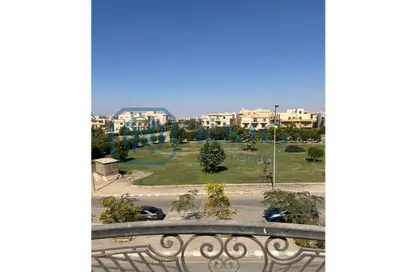 Apartment - 3 Bedrooms - 2 Bathrooms for sale in East The Academy - New Cairo City - Cairo