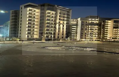 Apartment - 2 Bedrooms - 2 Bathrooms for sale in Village Views - Zed Towers - Sheikh Zayed Compounds - Sheikh Zayed City - Giza