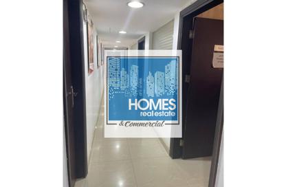 Full Floor - Studio - 4 Bathrooms for rent in Sherket Al Maady St. - New Maadi - Hay El Maadi - Cairo