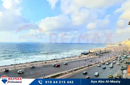 Apartment - 3 Bedrooms - 2 Bathrooms for sale in Al Geish Road - Camp Chezar - Hay Wasat - Alexandria