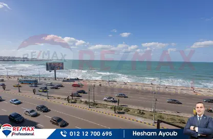 Apartment - 3 Bedrooms - 2 Bathrooms for sale in Al Geish Road - Camp Chezar - Hay Wasat - Alexandria