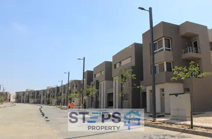 Villa - 5 Bedrooms - 6 Bathrooms for sale in Etapa - Sheikh Zayed Compounds - Sheikh Zayed City - Giza