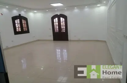 Duplex - 6 Bedrooms - 3 Bathrooms for sale in Street 53 - District 2 - The 5th Settlement - New Cairo City - Cairo