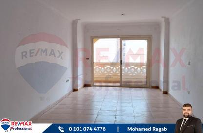 Apartment - 2 Bedrooms - 1 Bathroom for sale in El Riada School St. - Smouha - Hay Sharq - Alexandria