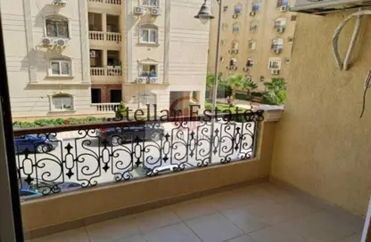 Apartment - 3 Bedrooms - 2 Bathrooms for sale in Al Gawhara St. - 8th Zone - Nasr City - Cairo