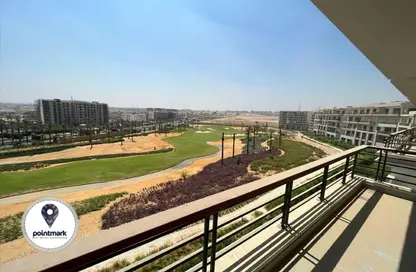 Apartment - 3 Bedrooms - 3 Bathrooms for rent in The Fourteen Golf Residences - Uptown Cairo - Mokattam - Cairo