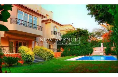 Villa - 6 Bedrooms - 6 Bathrooms for sale in 3rd Neighborhood - 8th Area - Shorouk City - Cairo