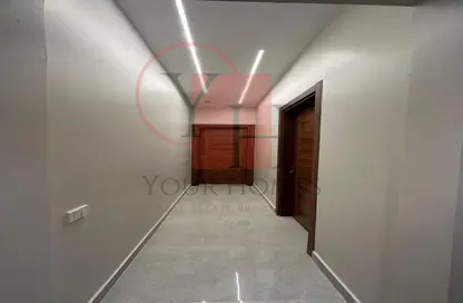 Apartment - 2 Bedrooms - 5 Bathrooms for sale in Six West - Beverly Hills - Sheikh Zayed Compounds - Sheikh Zayed City - Giza