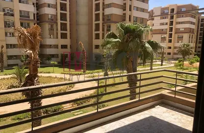 Apartment - 4 Bedrooms - 4 Bathrooms for sale in Madinaty - Cairo