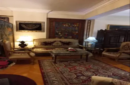 Apartment - 3 Bedrooms - 3 Bathrooms for sale in Abou Al Feda St. - Zamalek - Cairo