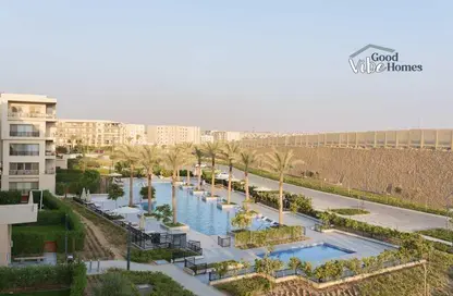 Apartment - 2 Bedrooms - 2 Bathrooms for rent in The Fourteen Golf Residences - Uptown Cairo - Mokattam - Cairo