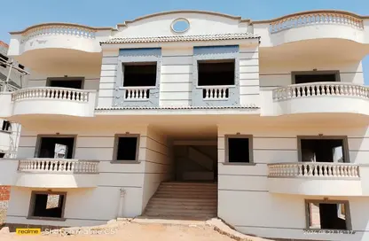 Villa - 7 Bedrooms - 5 Bathrooms for sale in Gamaiet Ahmed Orabi - Obour City - Qalyubia