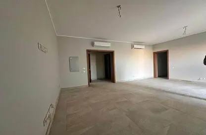 Penthouse - 4 Bedrooms - 4 Bathrooms for sale in Sodic West - Sheikh Zayed Compounds - Sheikh Zayed City - Giza