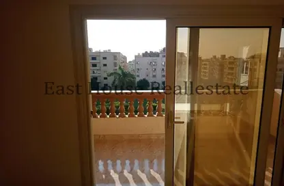 Apartment - 4 Bedrooms - 3 Bathrooms for rent in El Narges Buildings - Al Narges - New Cairo City - Cairo