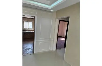 Apartment - 2 Bedrooms - 1 Bathroom for sale in Madinaty - Cairo