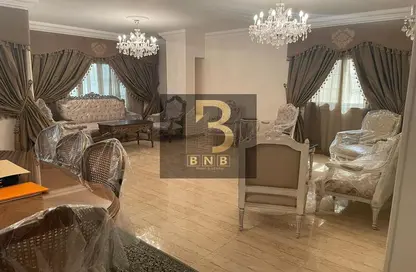 Apartment - 3 Bedrooms - 2 Bathrooms for rent in Ganoob El Acadimia - New Cairo City - Cairo