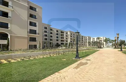 Apartment - 3 Bedrooms - 3 Bathrooms for sale in Village West - Sheikh Zayed Compounds - Sheikh Zayed City - Giza