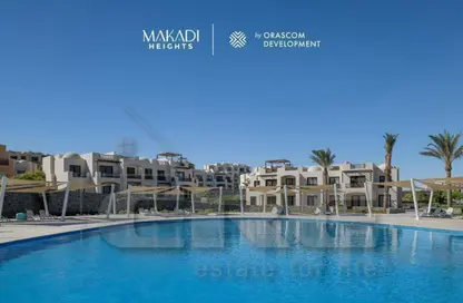 Chalet - 2 Bedrooms - 2 Bathrooms for sale in Makadi Orascom Resort - Makadi - Hurghada - Red Sea