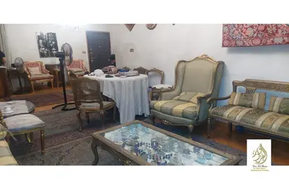 Apartment - 4 Bedrooms - 2 Bathrooms for sale in Al Dokki St. - Dokki - Giza