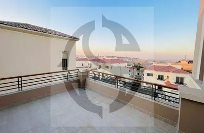 Twin House - 3 Bedrooms - 4 Bathrooms for rent in Levana - Uptown Cairo - Mokattam - Cairo