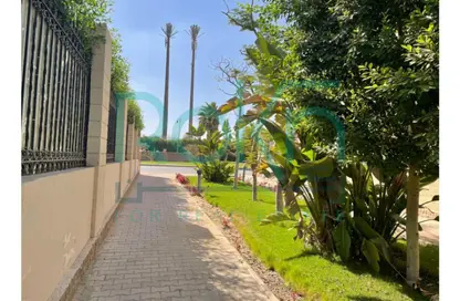 Villa - 4 Bedrooms - 4 Bathrooms for sale in Royal City - Sheikh Zayed Compounds - Sheikh Zayed City - Giza