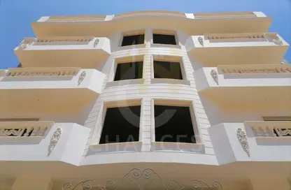 Apartment - 3 Bedrooms - 3 Bathrooms for sale in Bait Alwatan - The 5th Settlement - New Cairo City - Cairo