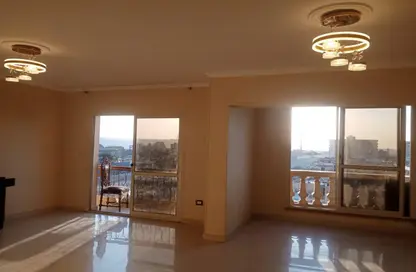 Apartment - 3 Bedrooms - 1 Bathroom for sale in Al Sefarat District - Nasr City - Cairo