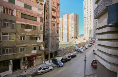 Apartment - 3 Bedrooms - 2 Bathrooms for sale in Khaled Ibn Alwaleed St. - Sidi Beshr - Hay Awal El Montazah - Alexandria