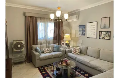 Apartment - 3 Bedrooms - 1 Bathroom for sale in 8th Zone - Nasr City - Cairo