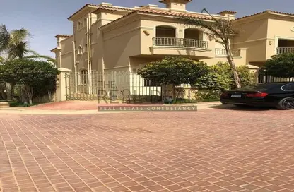 Villa - 5 Bedrooms - 4 Bathrooms for sale in Al Patio 5 East - El Patio - El Shorouk Compounds - Shorouk City - Cairo