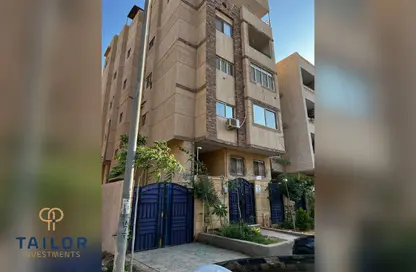 Apartment - 3 Bedrooms - 1 Bathroom for sale in Mohamed Naguib Axis - Abou El Houl - New Cairo City - Cairo