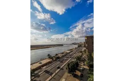 Apartment - 4 Bedrooms - 2 Bathrooms for rent in Cornish El Nile St. - Maadi - Hay El Maadi - Cairo