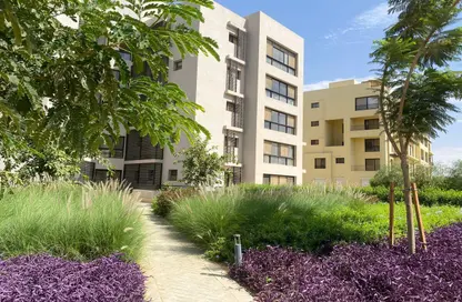 Apartment - 3 Bedrooms - 3 Bathrooms for sale in Swan Lake West - 6 October Compounds - 6 October City - Giza